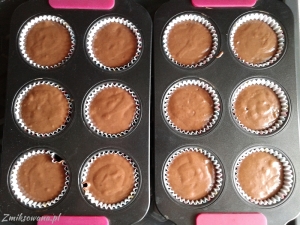 muffinki kakaowe - ciasto