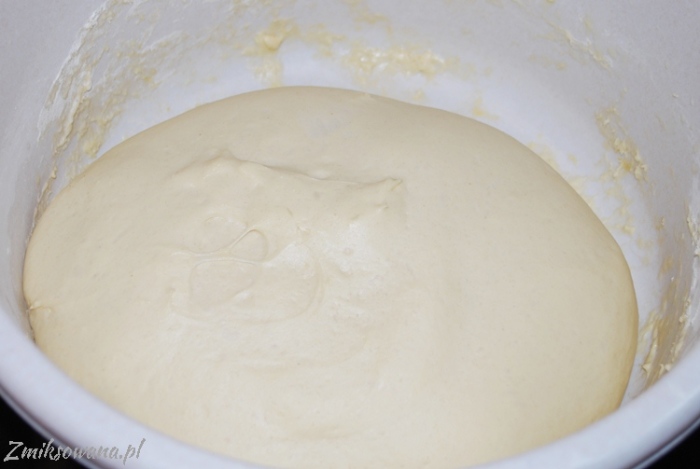 ciasto drożdżowe na paczki